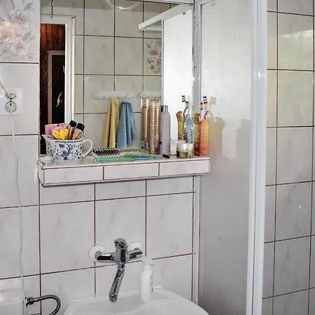 בית נופש 4 Bedroom Gorgeous In *